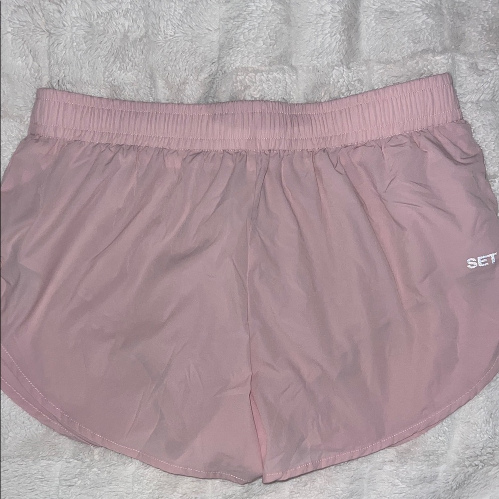 SET Active Shorts